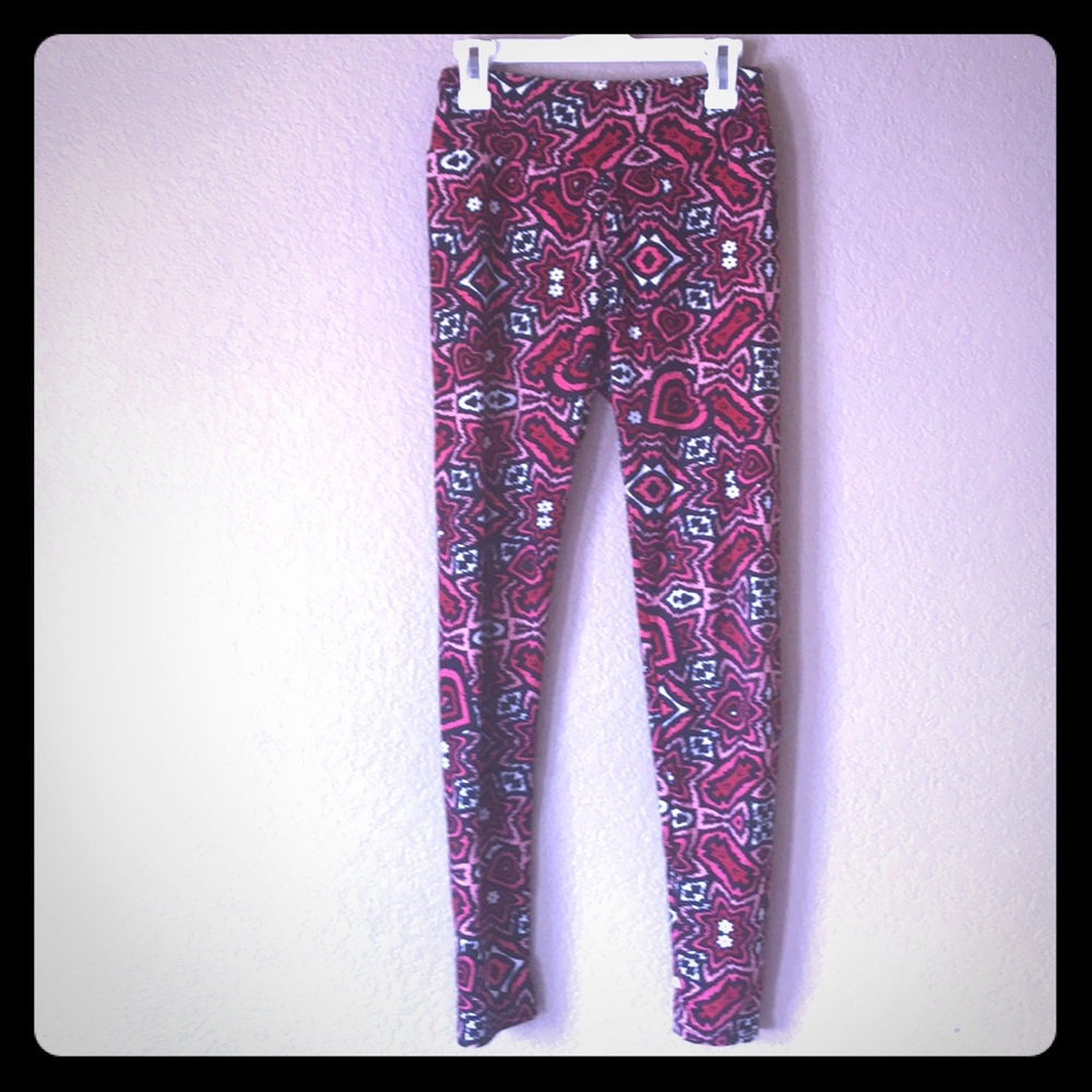 Lularoe Valentine’s Day leggings